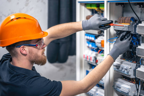Best Licensed Electrician  in East Valley, NV